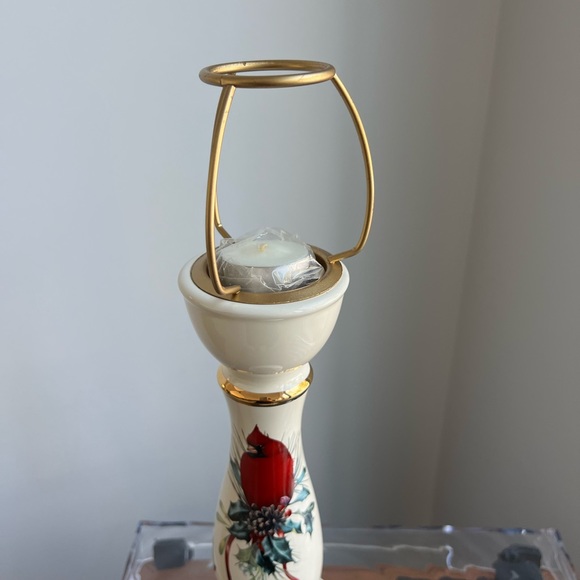 Collectible Lenox Winter Greetings Candlestick Lamp and Shade NIB - Picture 2 of 4